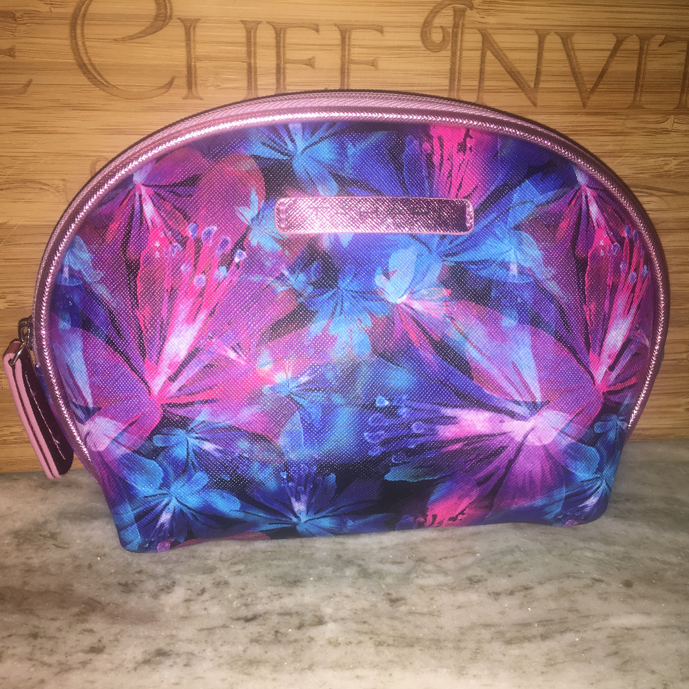 TAHARI Floral Make-Up Cosmetic Case Bag